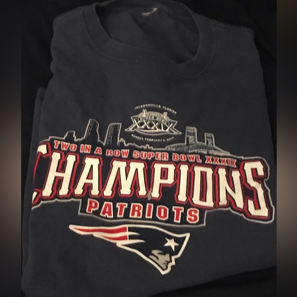 Patriots Super Bowl Champions T-Shirt 2 in a row 2004 SB size 2XL vintage
